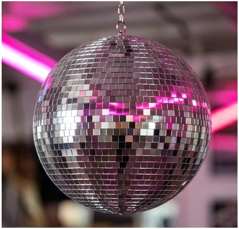 Dua Lipa: disco pop, baile y elegancia en la música actual